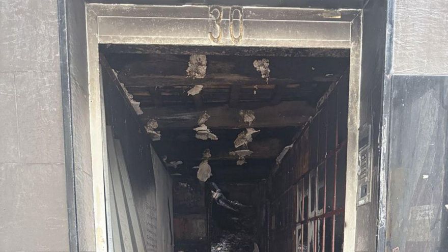 La intensidad del incendio dilatará la rehabilitación en los dos edificios afectados en la calle Barrera