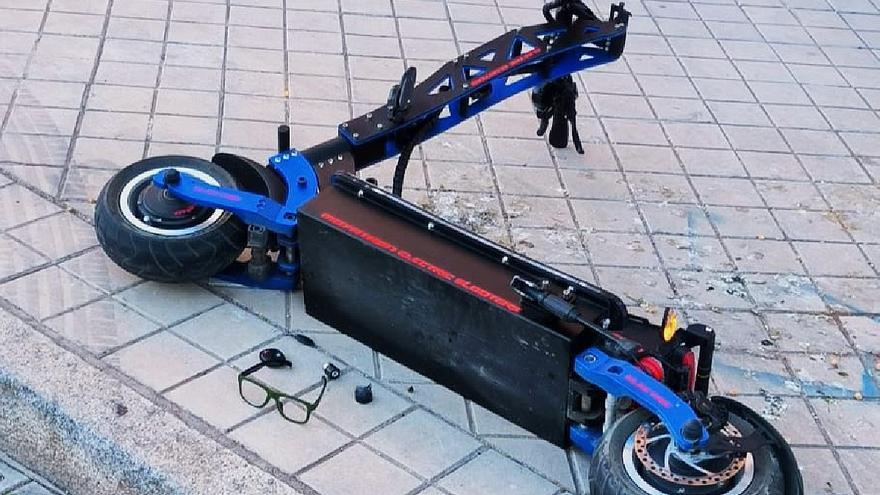 Muere un joven en Granada tras caer con un patinete eléctrico capaz de alcanzar los 120 km/hora