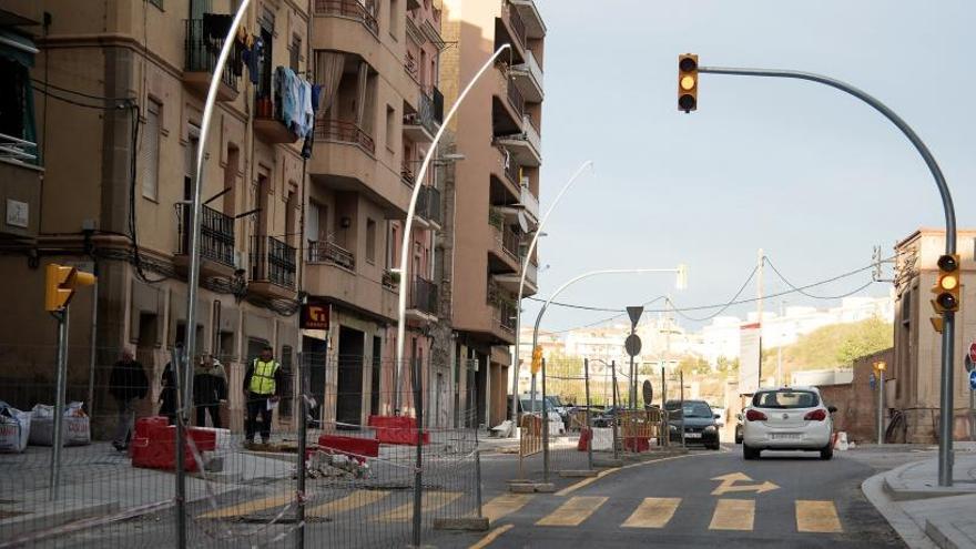 La nova semaforització a la Via de Sant Ignasi i al Vidal i Barraquer