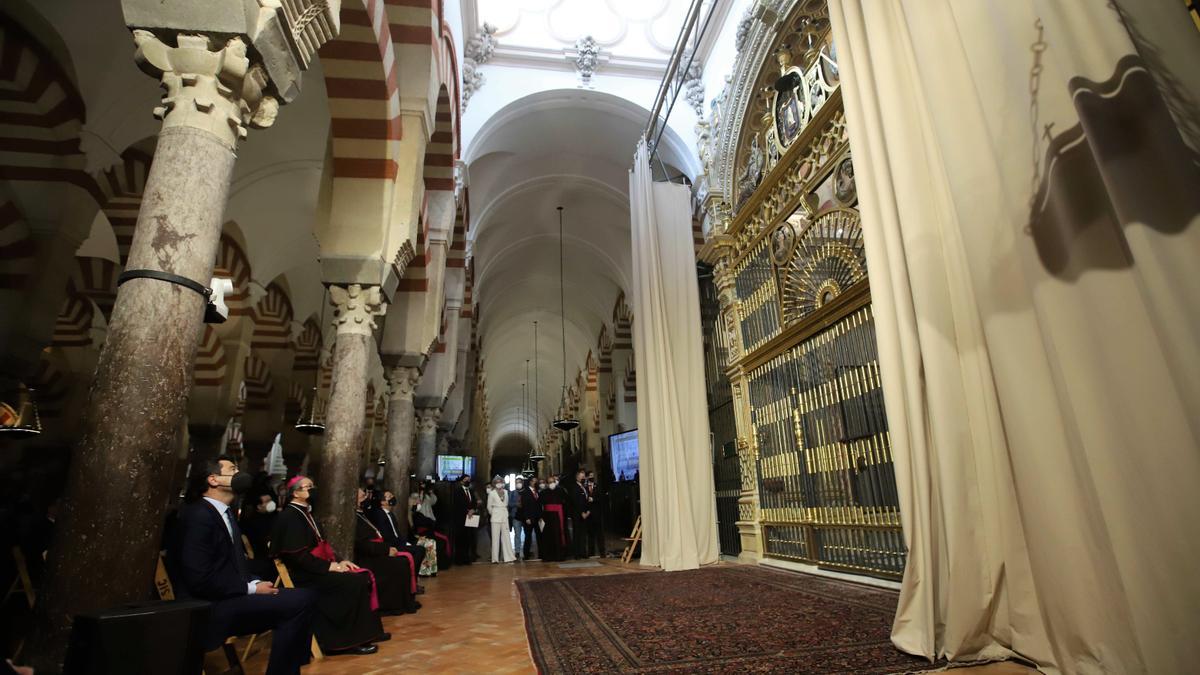 Vista institucional a la Capilla del Espíritu Santo y el renovado Palacio Episcopal