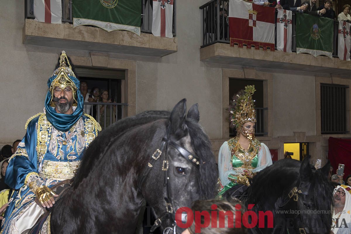 Fiestas de Caravaca | Procesión de día 3 de mayo (Procesión, parlamento y baño)