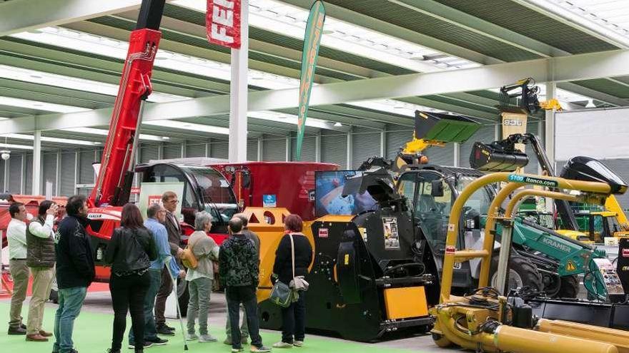 Feria de maquinaria agrícola en el recinto ferial Ifeza de Zamora.