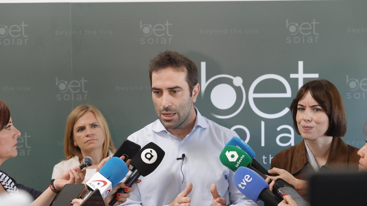 El ministre Cuerpo visita la província de València i assegura que les ajudes per la DANA han arribat "de manera massiva"
