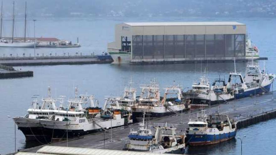 Puerto de Marín con la terminal de carga cubierta al fondo.  // Gustavo Santos