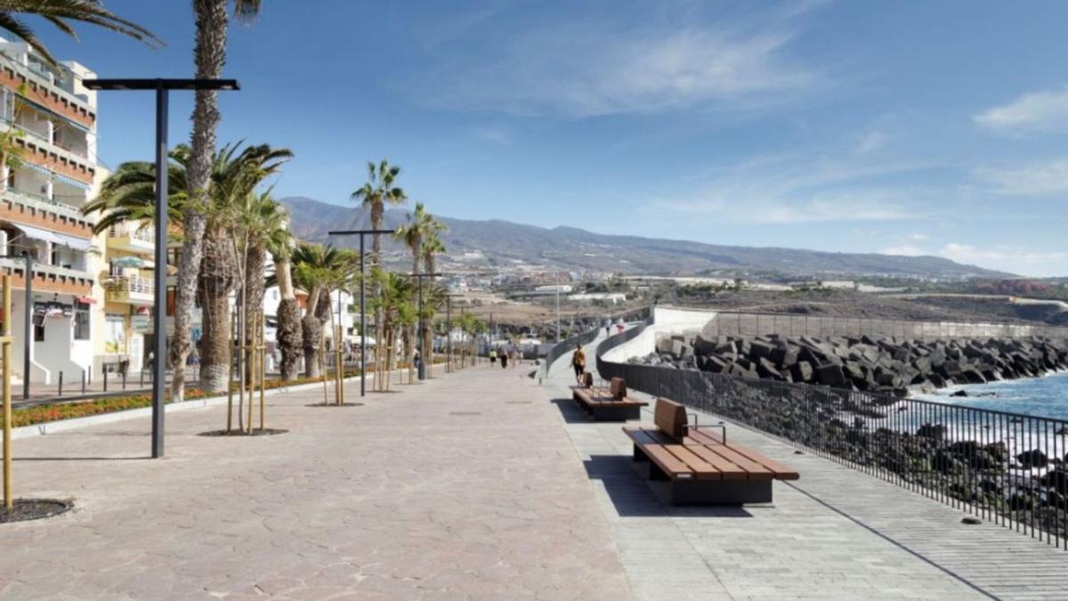Avenida del Emigrante en Playa San Juan, municipio de Guía de Isora.