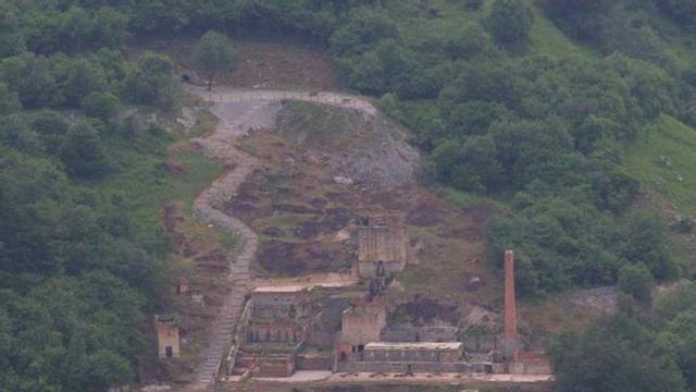 El poblado minero de Texeo, tras la primera fase del proyecto.