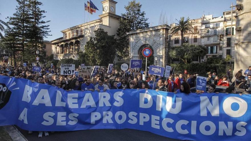 Manifestación contra los sondeos en Palma.