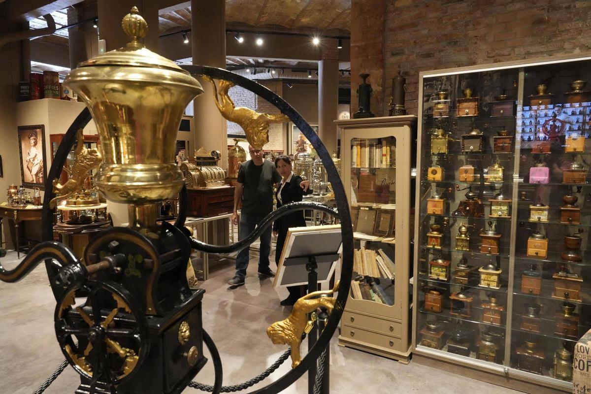 El Museo del café reúne más de 2.000 piezas, 1.200 libros de café y 100 máquinas históricas Barcelona, 31 de agosto de 2026. Fotografía de Ferran Nadeu