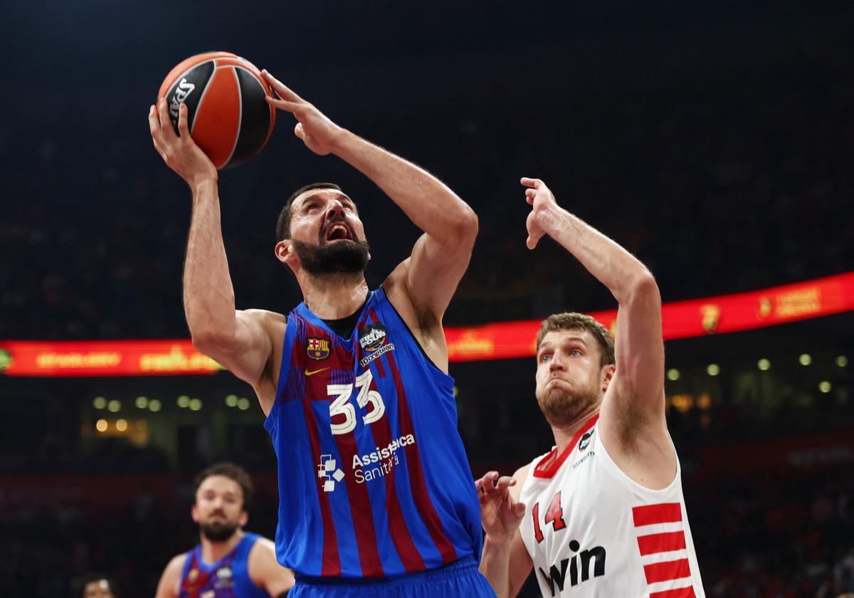 Mirotic volvió a cumplir ante Olympiacos pero volvió sin el preciado trofeo