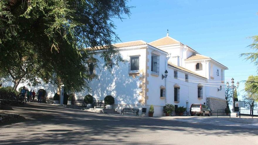 Un matrimonio egabrense, nuevos santeros del santuario de la Virgen de la Sierra de Cabra