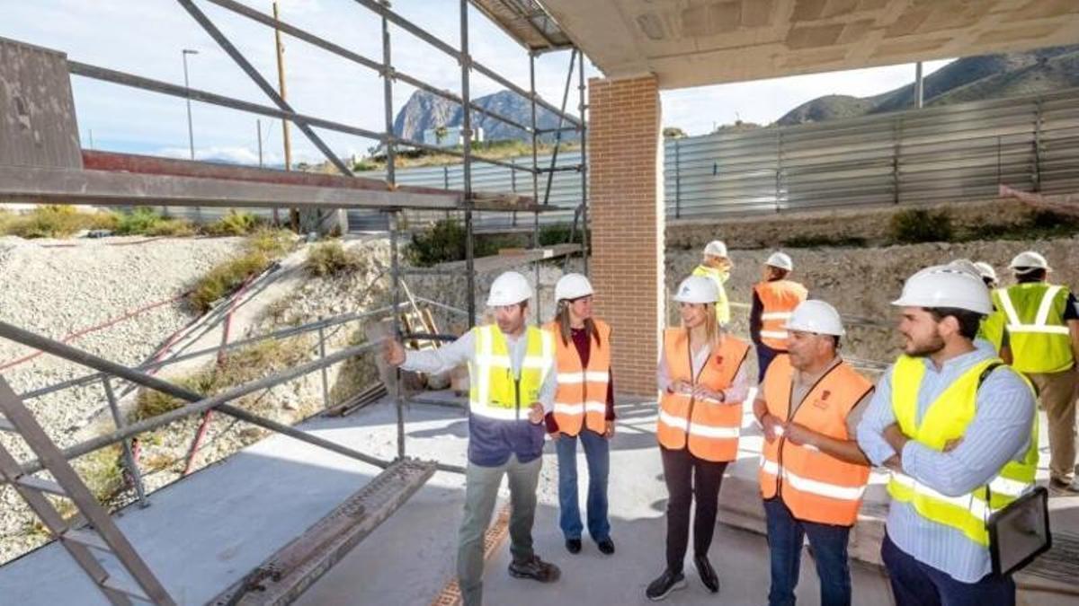Visita a las obras del Instituto de Finestrat.