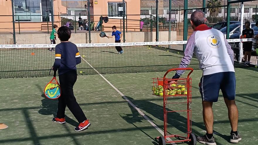 Disfruta con el Campus de Pascua de Tenis Drive Academy