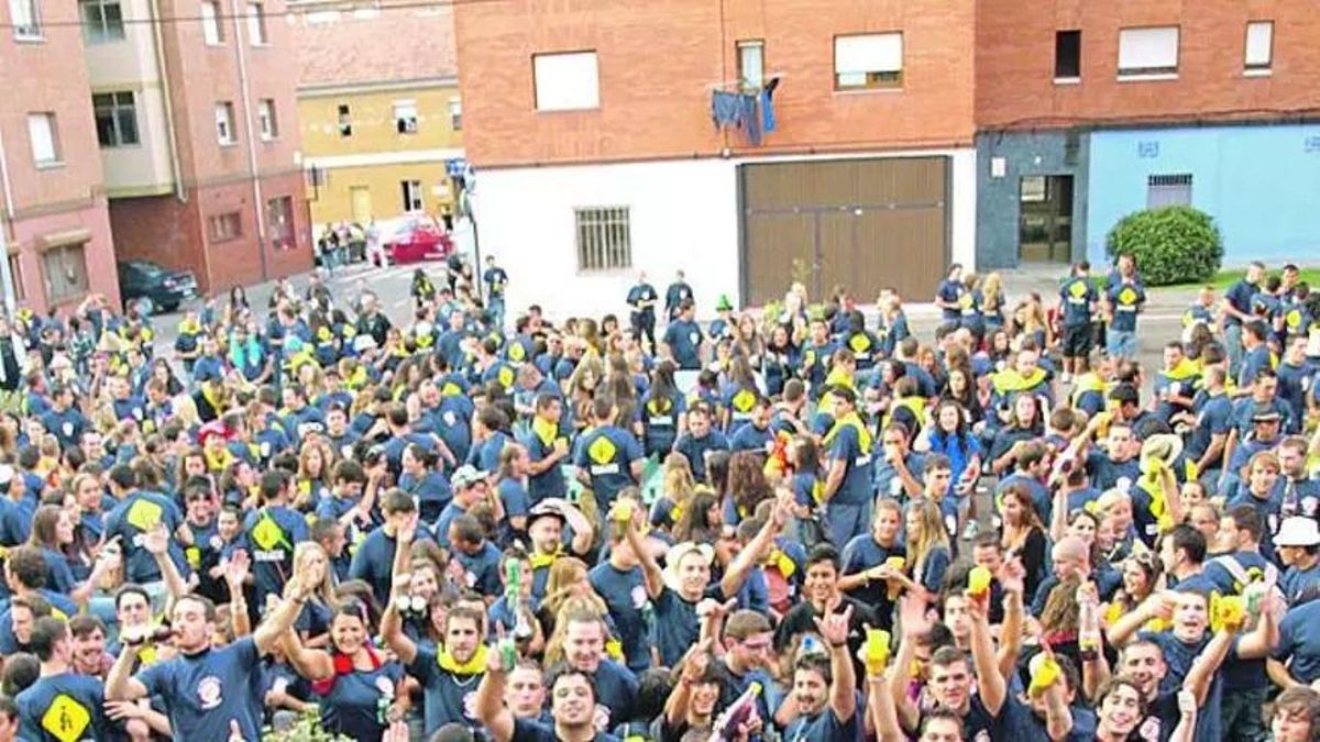 Asistentes a la "Ruta de Santa Isabel" en una de sus últimas ediciones.