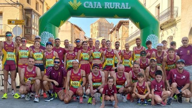 Los componentes del Vino de Toro Caja Rural que participaron en la carrera popular toresana. | VTCR
