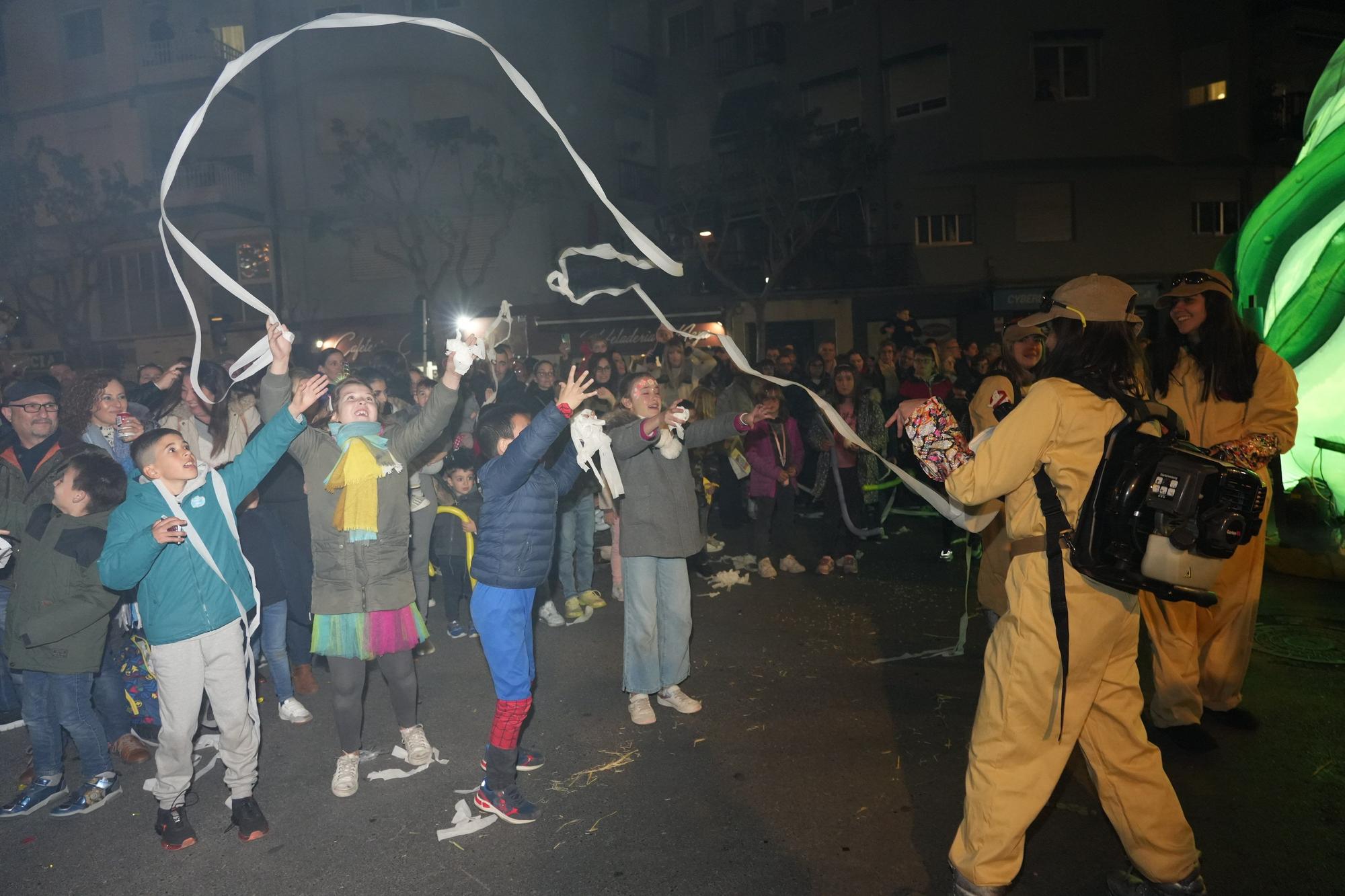 GALERÍA | El Grao de Castelló se disfraza para celebrar el Carnaval