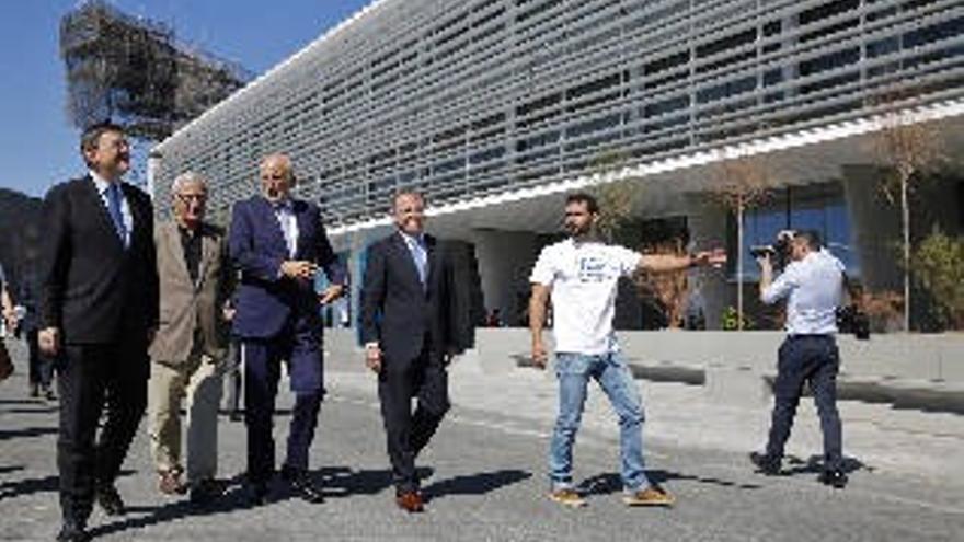 Juan Roig inaugura su Marina de Empresas en Valencia