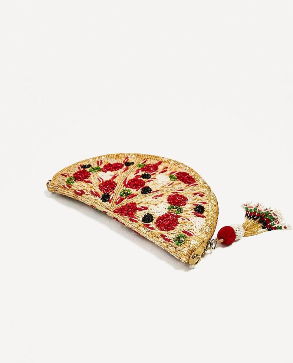 En forma de pizza con abalorios