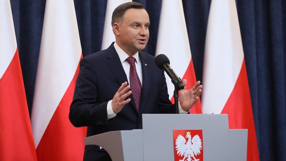 El presidente polaco, Andrzej Duda, ofrece una rueda de prensa sobre las reformas del sistema judicial, en Varsovia, el 20 de diciembre.