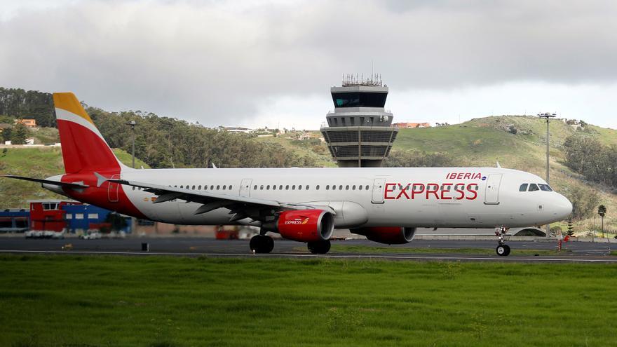 Este domingo comienza la huelga de tripulantes de Iberia Express