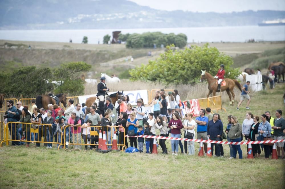 Derby hípico en la Torre de Hércules