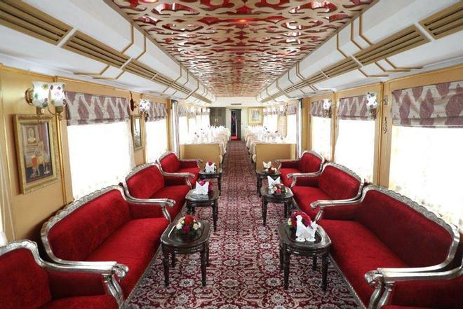 Palace on Wheels, Tren India