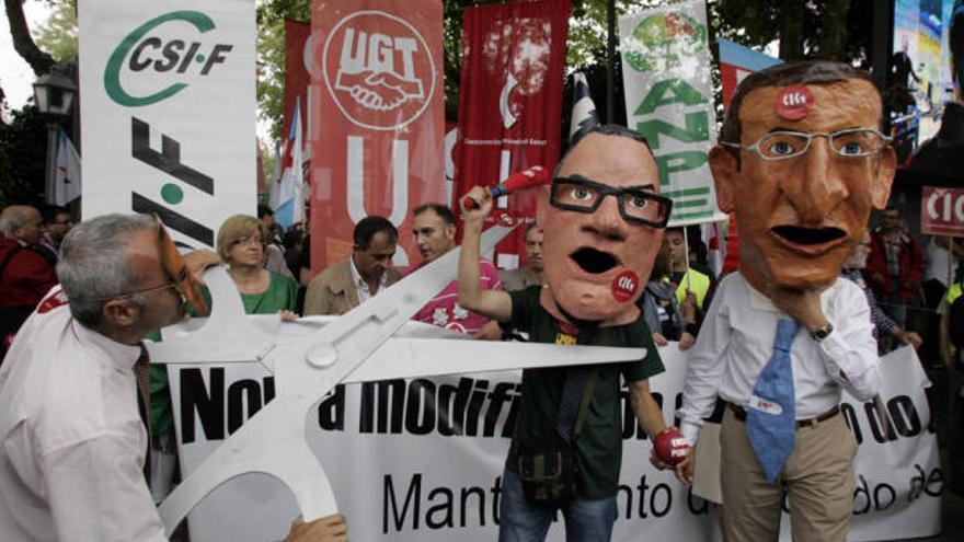 Manifestación en Santiago contra los recortes de Educación.