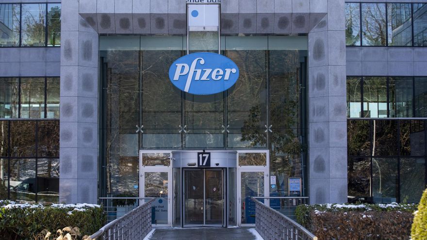 Pfizer tendrá lista en marzo una nueva vacuna contra la variante ómicron