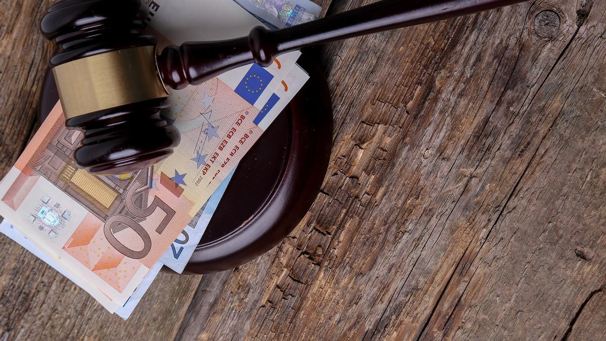 El III Congreso Internacional de Derecho Bancario Europeo se celebra en la Universitat de València.