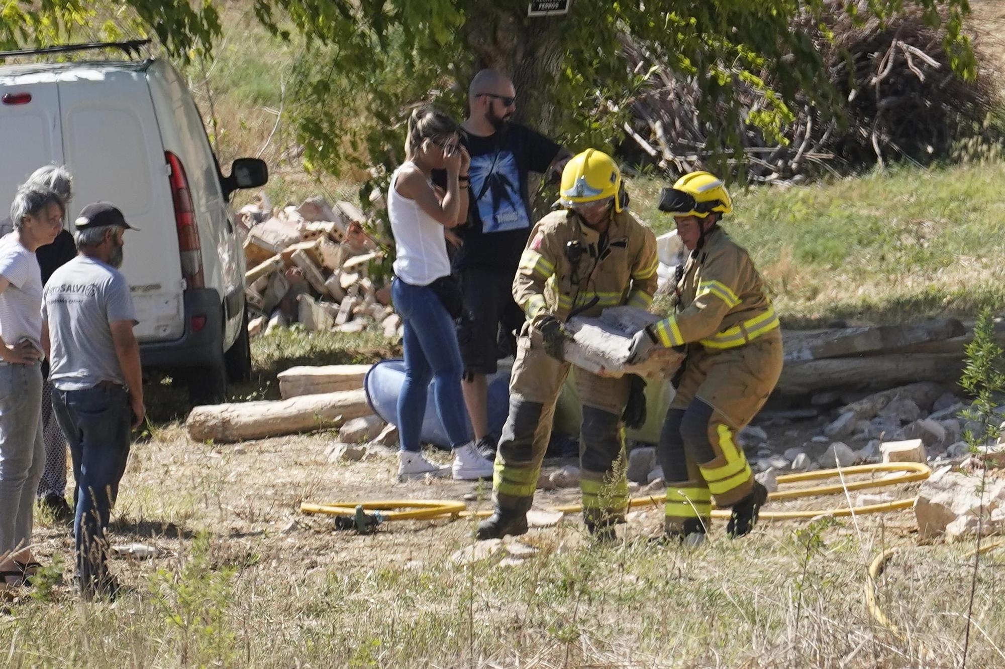 The moment of the worker's rescue in Caldes de Malavella