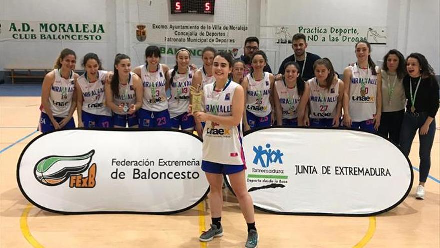 Los juniors de Miralvalle y San Antonio Cáceres, campeones