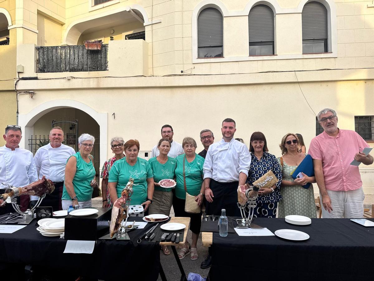 Asociación española contra el cáncer en las fiestas.