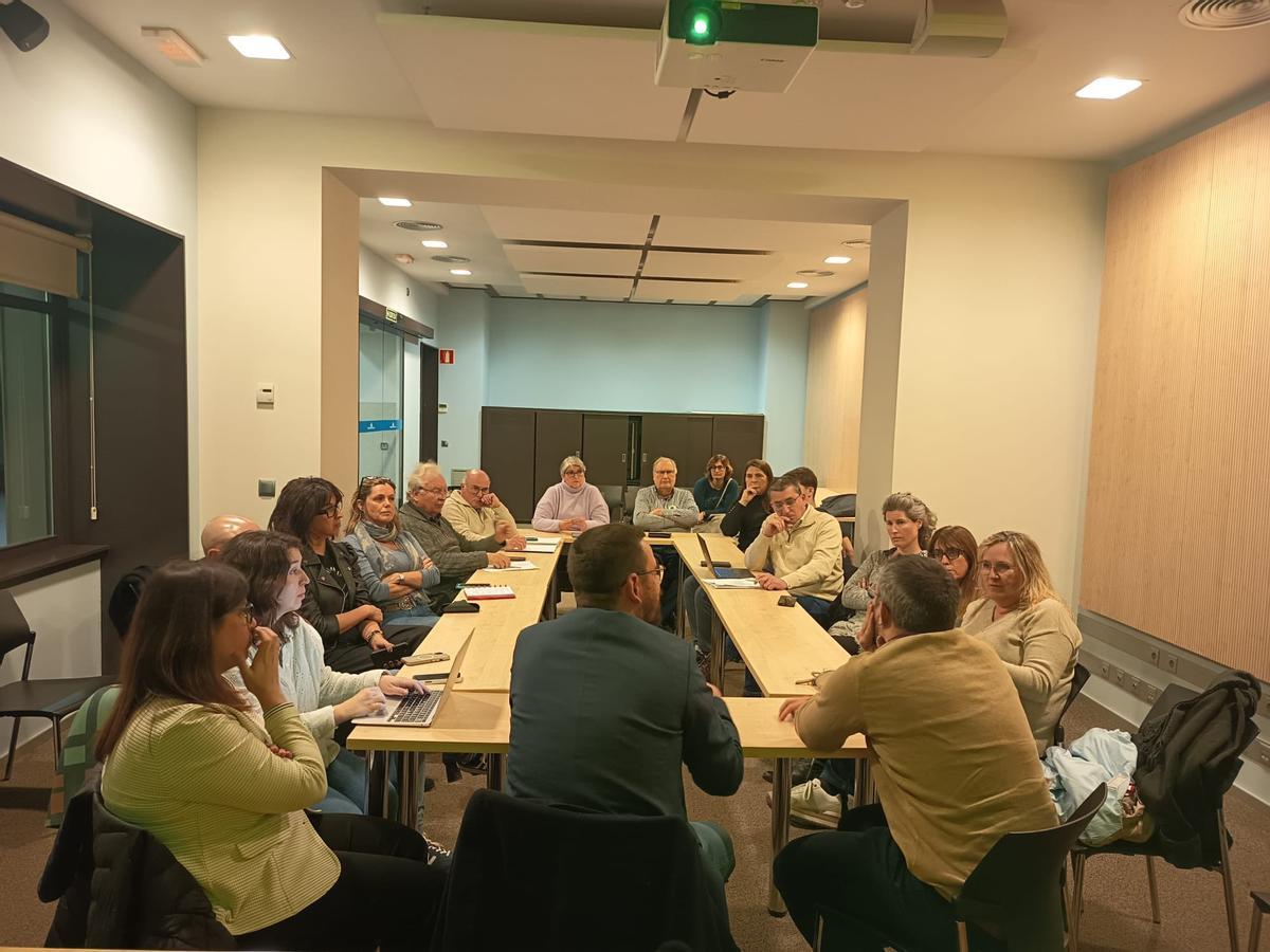 La reunió d'aquest dilluns a la tarda.