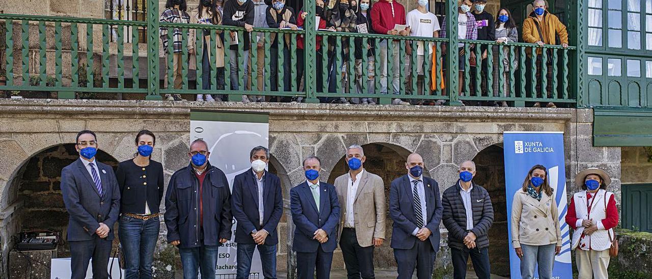 A la presentación del certamen, en el Pazo Trasalba, acudieron alumnos ourensanos.  |  // BRAIS LORENZO