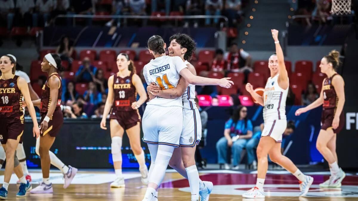 Carolina Guerrero, Ainhoa López i Laura Quevedo, durant la F6 disputada a Saragossa