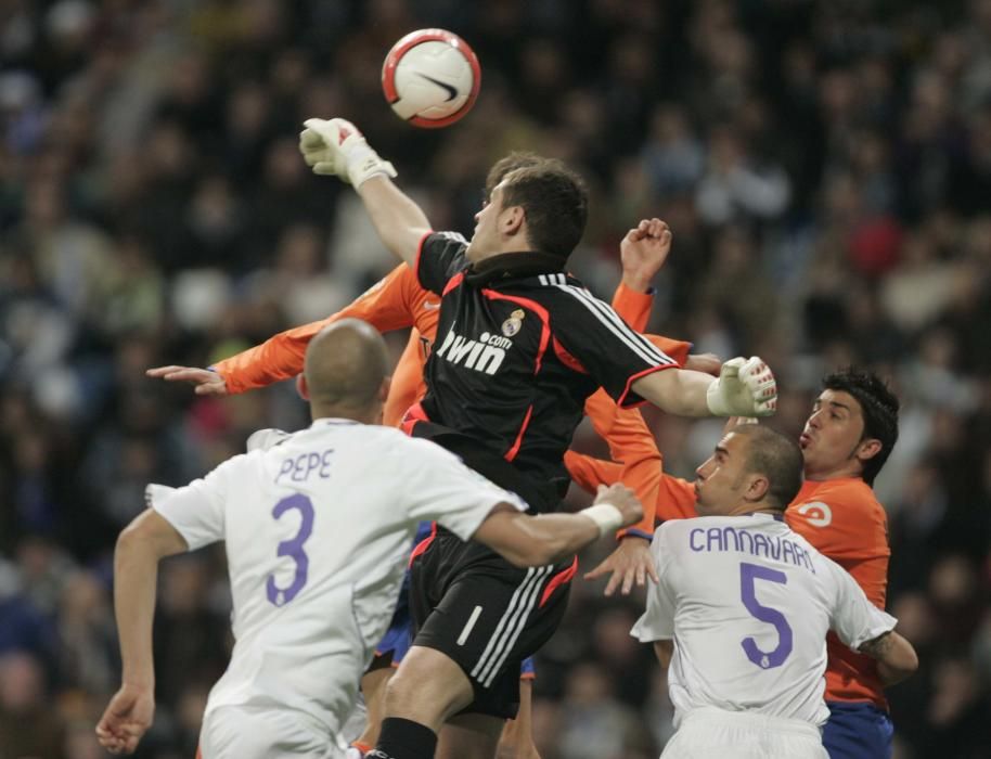 El Valencia CF se impuso por 2-3 al Real Madrid con gol de Arizmendi en el último minuto