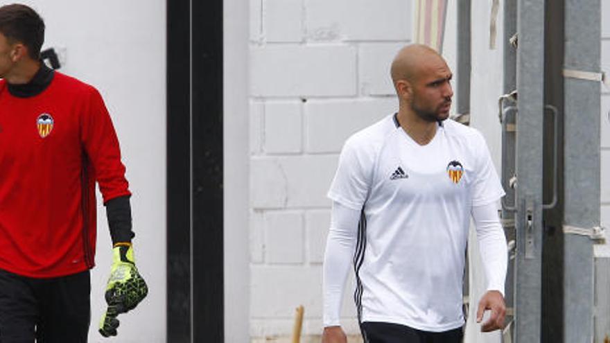 Morata pone en aprietos a Simone Zaza