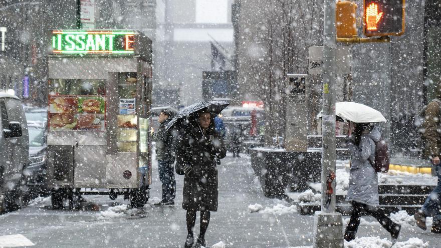 Nova York pateix la nevada més gran dels últims dos anys