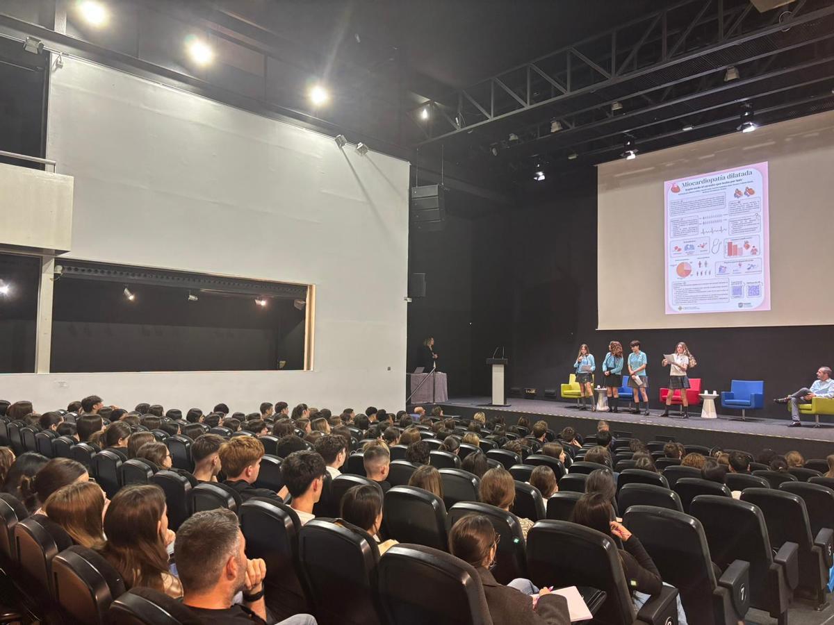 Los tres equipos mejor valorados recibirán un reconocimiento en la clausura, que se celebrará en el campus del CEU en Elche