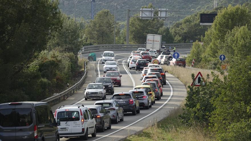 Retenciones en el primer día de obras en el túnel de Son Vic