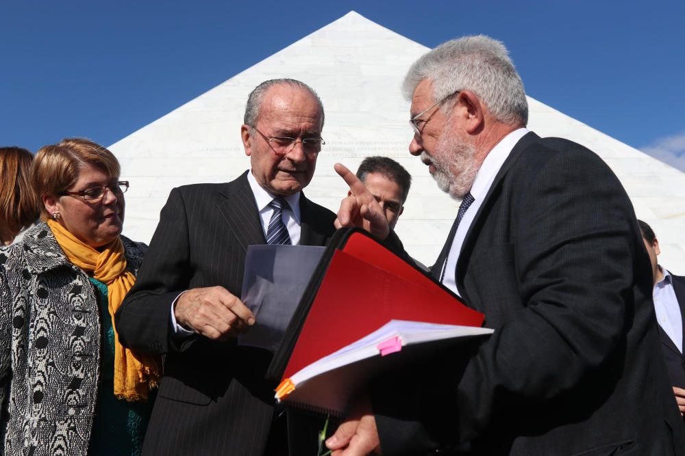 Primer homenaje oficial a las víctimas del franquismo en Málaga