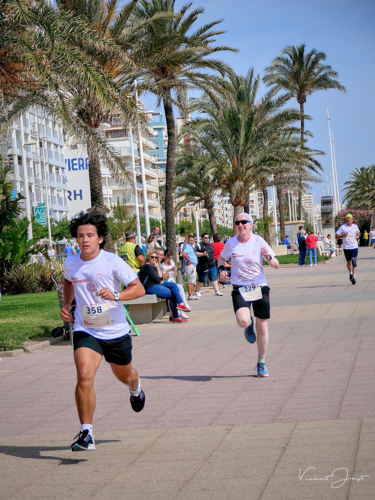 Búscate en el Run For Parkinson de la playa de Gandia