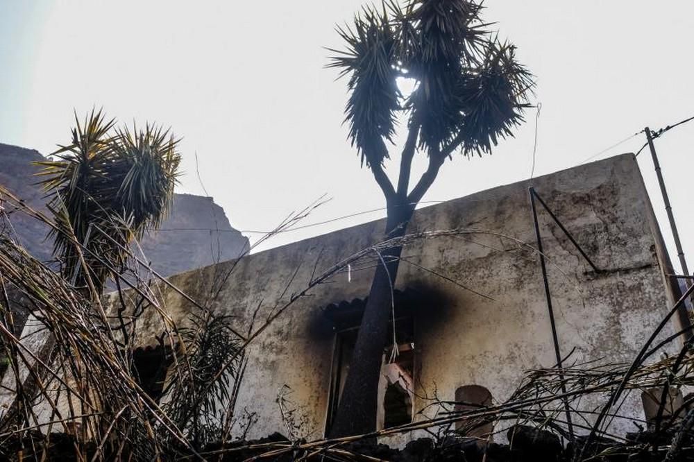 El fuego se ceba con una vivienda en El Sao (Agaete)