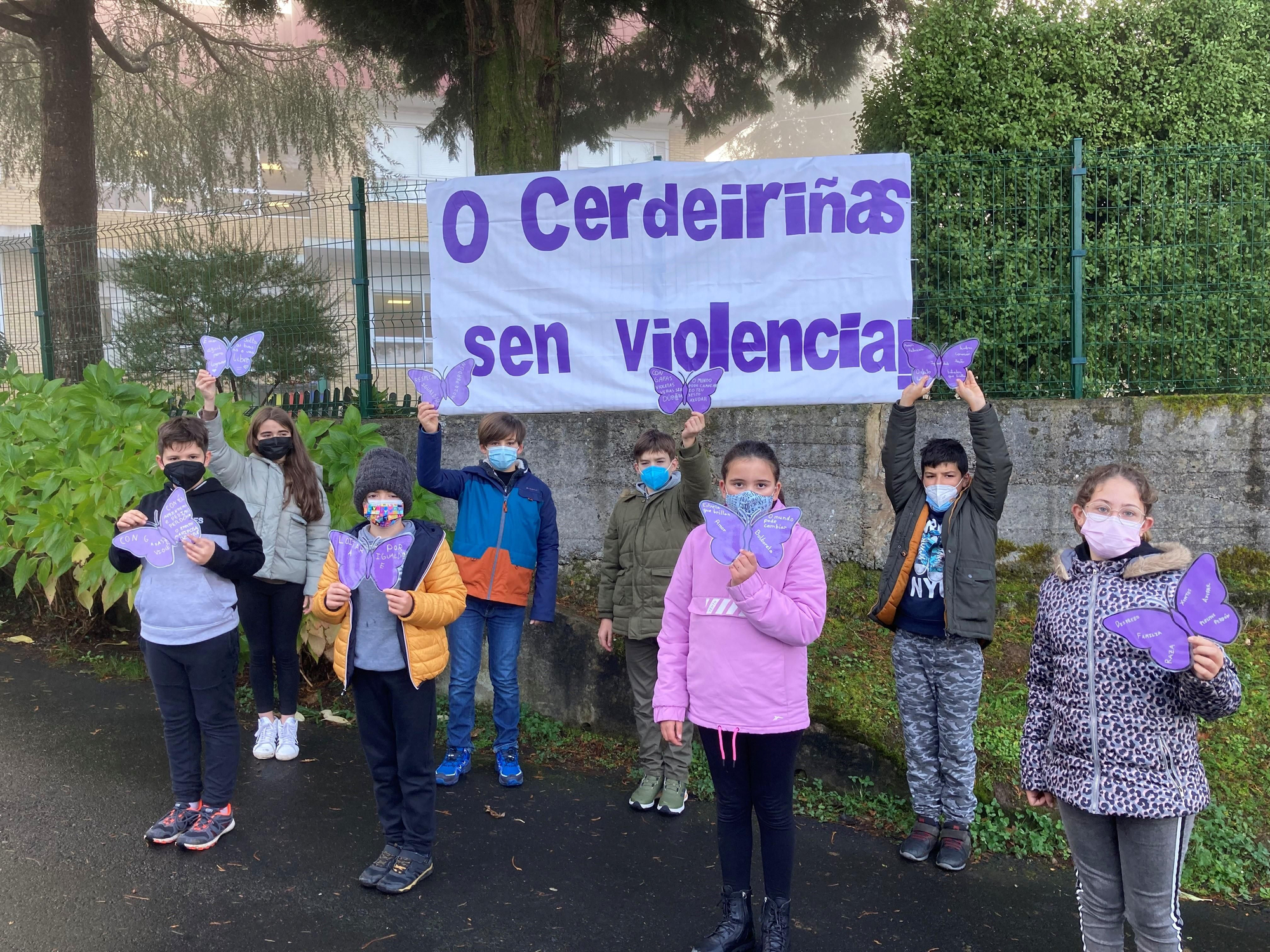 25N: Galicia salió a la calle vestida de morado