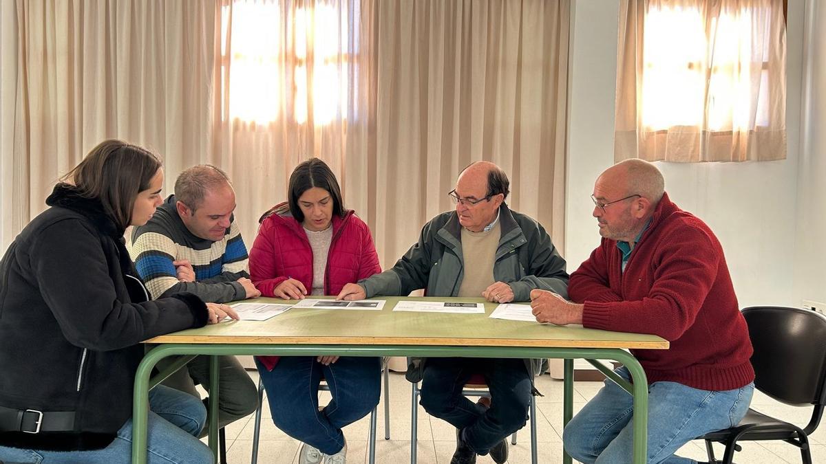 Reunión de la corporacion municipal de les Useres.