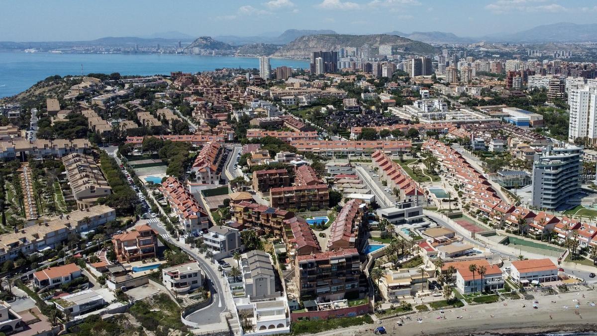 El Cabo de Huertas es la zona de Alicante en la que los precios son más caros tanto en vivienda usada como en alquiler.