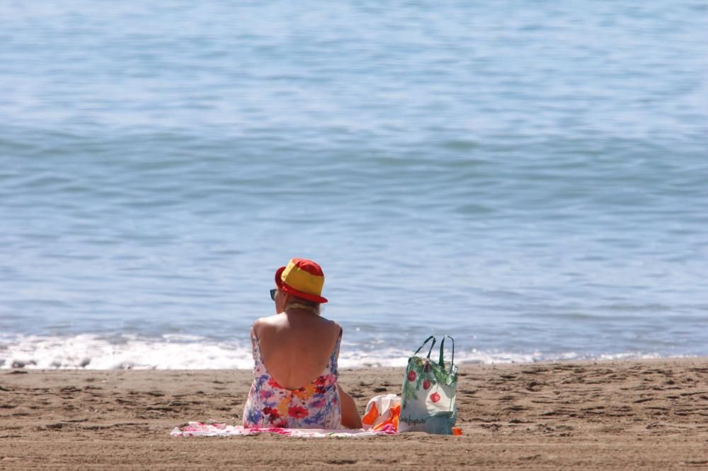 Los malagueños se van a la playa con la Fase 2.