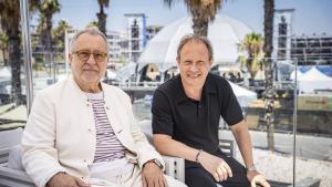 Josep Pons, director musical del Liceu y Ludovic Morlor, director musical de la OBC antes de los conciertos de Clàssica en la Playa San Sebastián. 