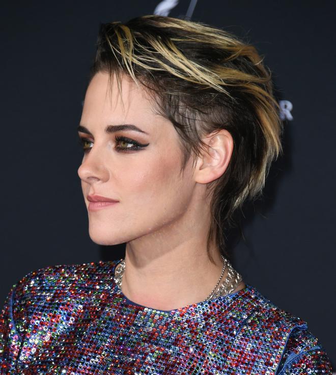 Kristen Stewart pelo corto 'wet' nuevo