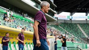 Quique Setién durante el partido contra el St. Gallen