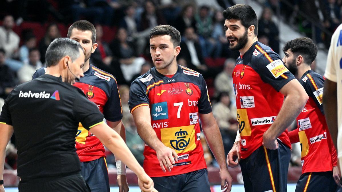 Los colegiados fueron el único lunar en un partidazo